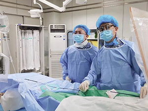 Professor Wang Xiaoliang's Team Successfully Completed the First Clinical Application of MemoCarna Oxide Film Series Congenital Heart Occluder in the Hospital